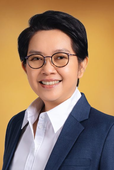 นางสาวนารถนารี รัฐปัตย์